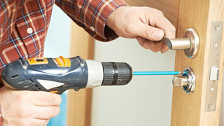 Automotive Locksmith at 02476, Massachusetts